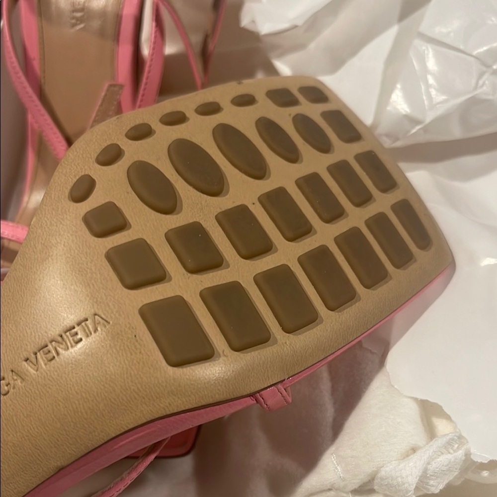 Bottega Venetia